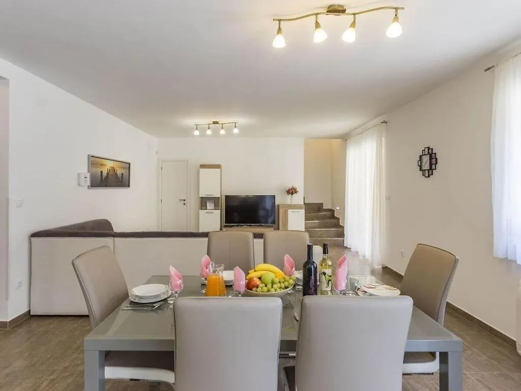 Vita Comfortable Holiday Residence Banjole Croatia