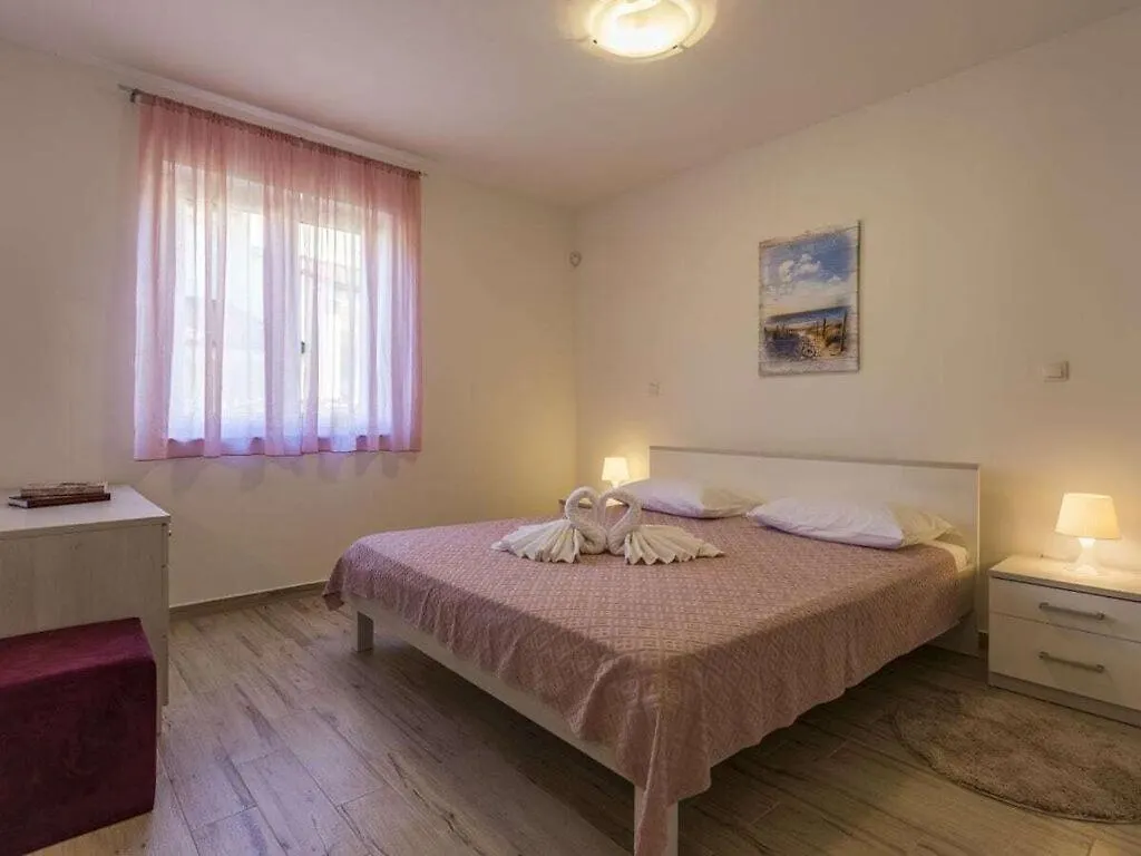 Vita Comfortable Holiday Residence Banjole Holiday home