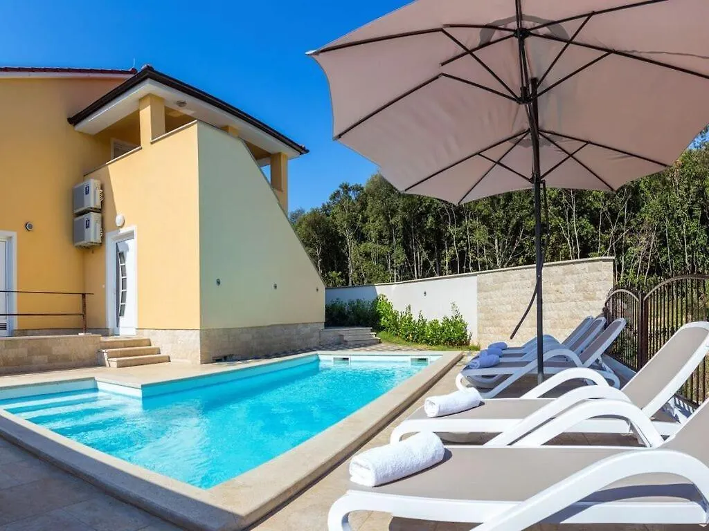 Vita Comfortable Holiday Residence Banjole